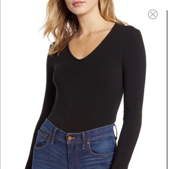 Madewell V-Neck Full-Coverage Bodysuit Black - Picture 5 of 9